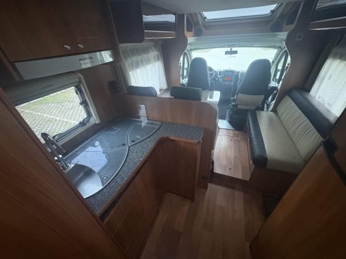 Dethleffs Magic Edition 7151 T Queensbed/Hefbed  foto: 5