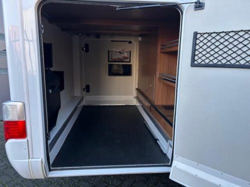Hymer B584 B588 - automatic - low KM photo: 6