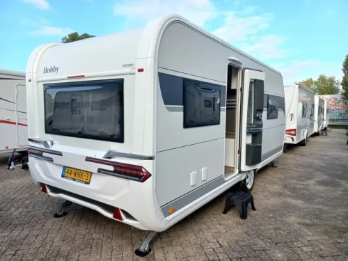 Hobby Excellent Edition 540 UFF mover-awning-bike rack photo: 1