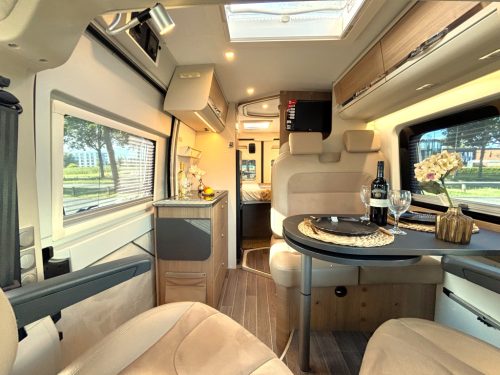Adria Twin 600 SPT TRANSVERSE BED TOW BAR SOLAR PANEL EURO6 photo: 16