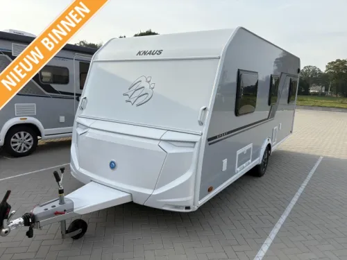 Knaus Sport Platinum 500 EU camas individuales / asientos redondos foto: 0