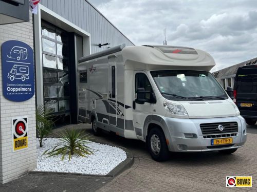 Carthago Chic C-Line T 4.8 automatic, single beds,
