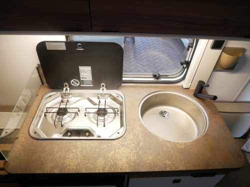 Eriba Touring 310 Free mover and awning photo: 5