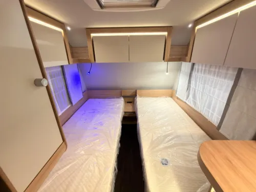 Knaus Sport 500 EU 1800 + Single Beds photo: 11