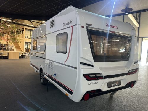 Dethleffs Nomad 460 EL underfloor heating / ATC photo: 9