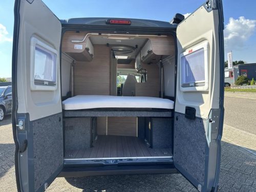 Knaus Boxlife 540 MQ BD90 con cama elevable, panel solar foto: 7