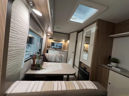 B&uuml;rstner Premio Life 425 TS photo: 6