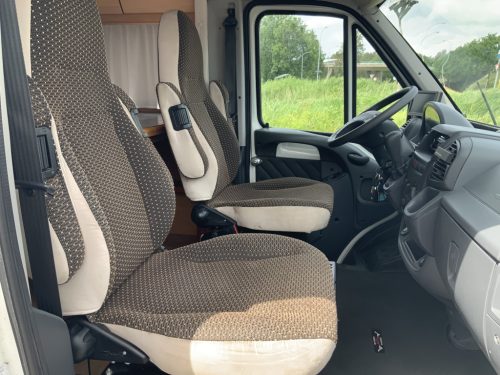 LMC Fiat Ducato 2.8 JTD 128 HP, AUTOMATIC Semi-integrated, Engine air conditioning, 2 Single beds (Low), Alko-chassis etc. Year of manufacture 2003 Motorhome centre on the road Marum photo: 12