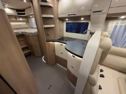 Carthago C1-Tourer I 149 RB-LE Met Hefbed MB-Sprinter  foto: 9