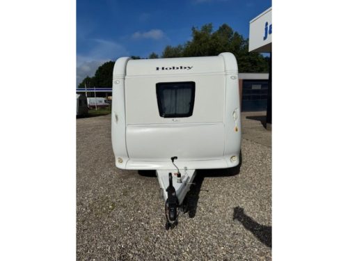 Hobby De Luxe 400 SFE incl. air awning photo: 2