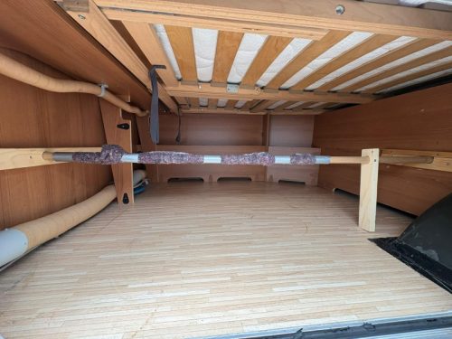 LMC Liberty Cruiser T 712 Airco, Rundsitzgruppe, Festbett Foto: 9
