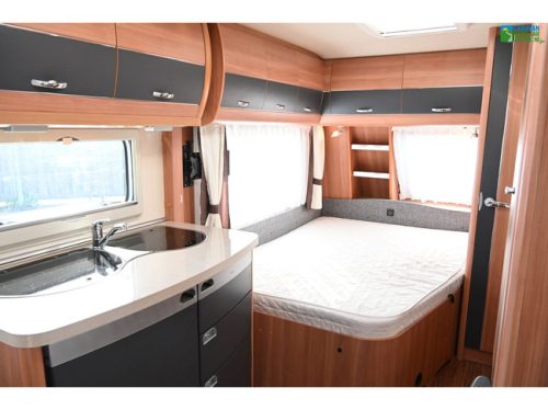 Hobby De Luxe 460UFe photo: 5