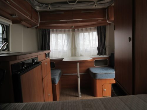 Eriba Touring 310 SEHR KOMPAKT, MIT HUBDACH Foto: 3