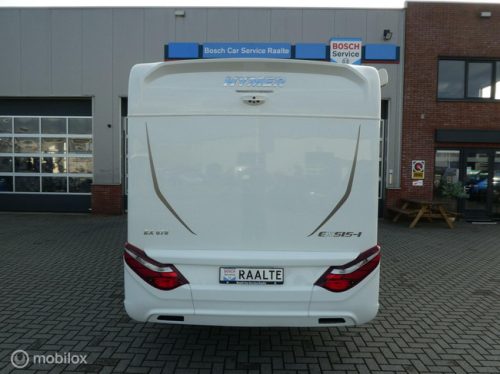 Hymer Exsis I 678 AUTOMATIC 160 HP photo: 3