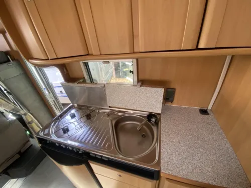 Dethleffs Globetrotter 6 BERTH With bunk bed &amp;XXL garage  photo: 19