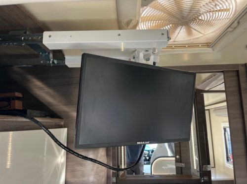McLouis Carat 480 G 2x Airco Cruise Queensbed Hubdach Android Foto: 23