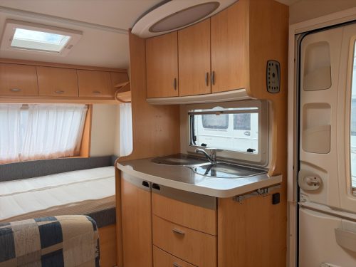 Hobby De Luxe 400 SF Rangierhilfe/Vorzelt/Fahrradtr. Foto: 7