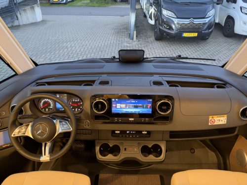Carthago C1-Tourer I 149 RB-LE Met Hefbed MB-Sprinter  foto: 2
