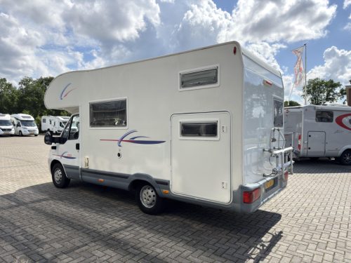 Challenger Trigano 153 ALK Stapelbedden  foto: 5