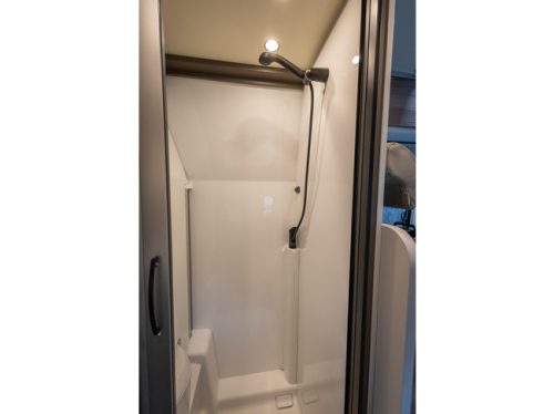 B&uuml;rstner B66 600C 4x mit Hubdach 2x ohne Letzte in den Niederlanden in Bestellung!! Foto: 20