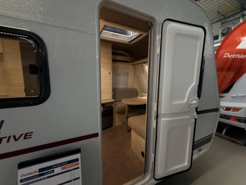 Dethleffs C'Joy Active 460 LE Active Paket + 1360 KG Foto: 3