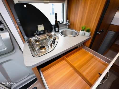 Weinsberg CaraCompact Pepper 600 MEG LPG | Oyster | Airco  photo: 12