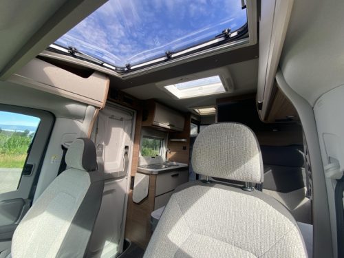Knaus Vansation Van TI Single Beds photo: 23