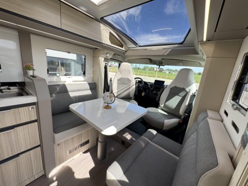 Adria Compact DL 60 Years Selection Levelsysteem Automaat photo: 1