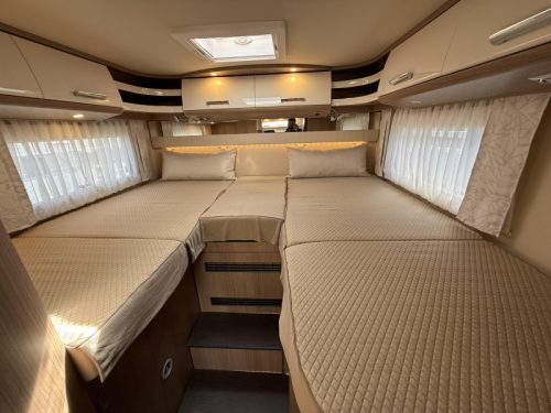 Carthago C-Tourer T 148 LE H Mercedes-Benz photo: 14