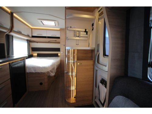 Knaus Sudwind Black Selection 450 FU Model Year 2027 photo: 17