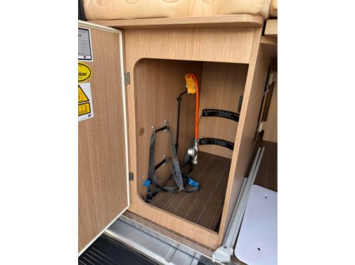 P&ouml;ssl Roadcar 640 Single Beds, Roof air conditioning, bike rack, carplay photo: 23
