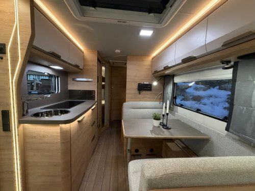 Knaus Sudwind Black Selection 500 QDK Etagenbett / Querbett Foto: 12