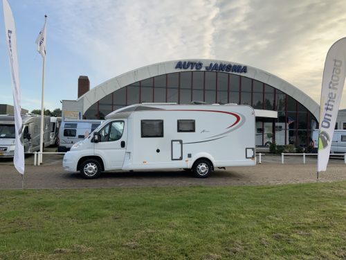 B&uacute;rstner Nexxo 660 2.3 MultiJet 130HP, Semi-integrated, French bed, Motor-air conditioning,, etc. Year of manufacture 2010 Camper Centrum On the Road at the Noorderringweg 4 in Marum. photo: 19