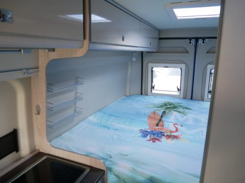 B&uuml;rstner Campeo C640 Active, 6.40 Meter Van conversion, Single beds!! photo: 16