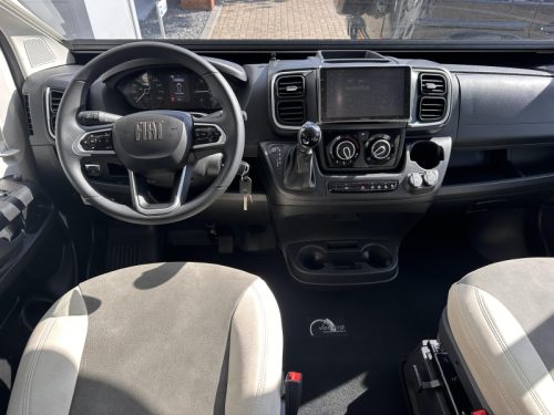 McLouis MC4 381 NEW 140HP Automatic photo: 16