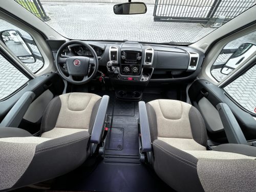 P.L.A. Camper Plasy 63 HP Transverse bed/Lift bed/2016/6.2M photo: 20