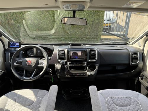 Malibu by Carthago T 460 KB LE 140 hp AUTOMATIC 9-speed Euro6 Fiat Ducato **Single length beds/Packed with options/4 seats/Lithium/Solar panel/Inverter photo: 6