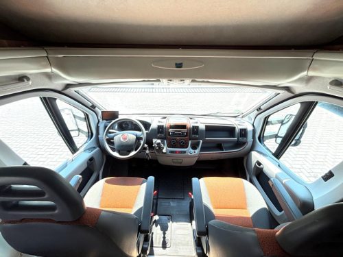 McLouis Glamys 72 Queensbed/2011/Euro4/6.7M photo: 18
