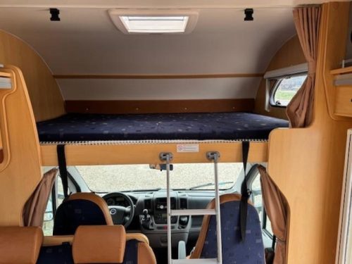 Dethleffs Advantage A 5881 5-person bunk bed photo: 10