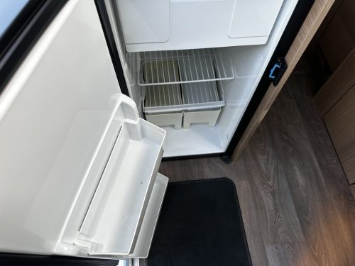 Carado CVE 640 single beds auto. photo: 6