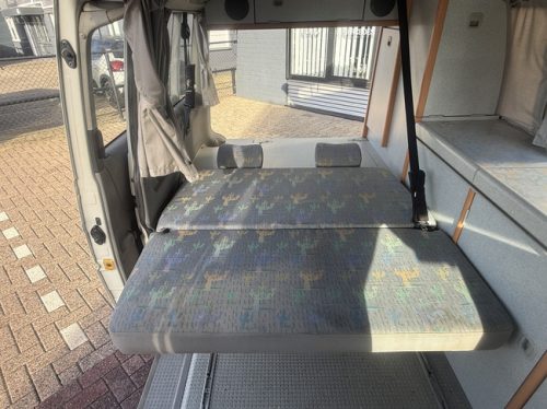 Westfalia California COACH Volkswagen Transporter I D 50 KW unique condition!!! Van conversion power steering Webasto auxiliary heater 4 berths towbar bike rack pop-top roof photo: 21