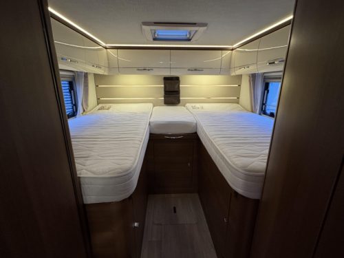 LMC Cruiser Passion 663 G Spring beds - 7 Meter photo: 15