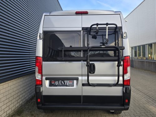 Sunlight CLIFF 600 EURO 6 ONLY 35,011 KM !! SOLAR PANEL LITHIUM AIR SUSPENSION TRANSVERSE BED SWIVEL SEATS photo: 3