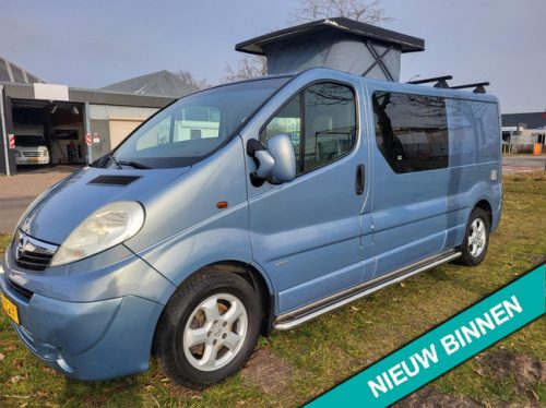 Opel VIVARO-2 2.5CDTI Camper van AUTOMATIC photo: 2