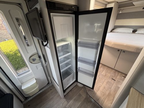 HYMER 2022 Face to Face Queensbett 150 PS Schaltgetriebe T695 S Foto: 7