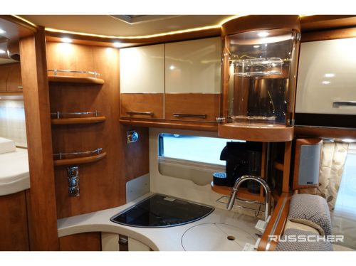Carthago CHIC C-LINE i 4.9 5 persons 150Pk | Single beds | Roof air conditioning photo: 9