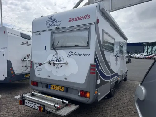 Dethleffs Globetrotter French bed Air conditioning dinette photo: 24