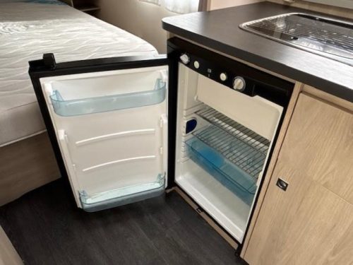 Caravelair Antares Style 470 mover, luifel, fietsenrek  foto: 12