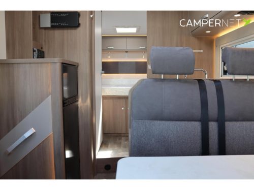 Carado T449T Edition26 165hp Automatic | French bed | Maxi Chassis | Awning | Bi-Xenon | Separate shower | Available from stock photo: 10