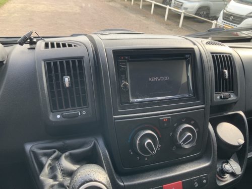 P&ouml;ssl Summit 600 Van conversion, 2.3 160 HP, with timing chain, Transverse bed, Motor-air conditioning, Swivel seats, Year of manufacture 2018 Camper centrum on the road Marum photo: 23